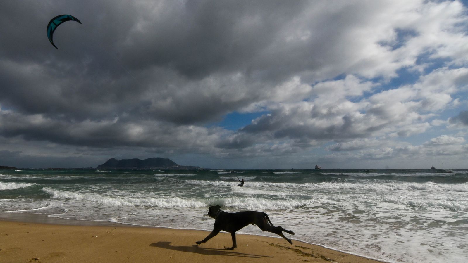 La playa de Getares.