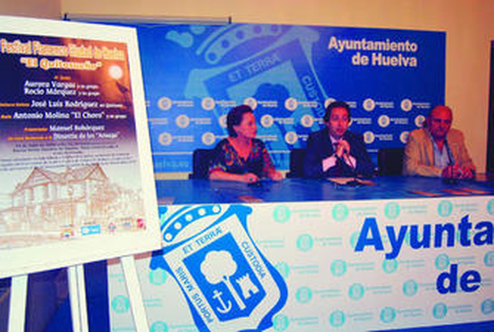 Acto de presentación del festival capitalino en el que los organizadores comentan el amplio cartel.