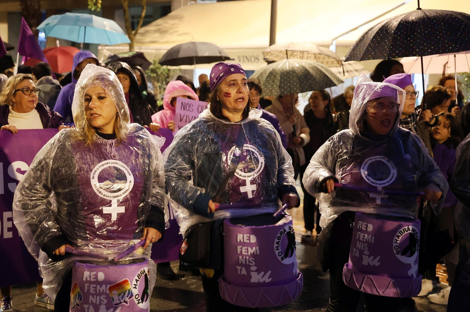 Imágenes de la manifestación del 8M en Huelva