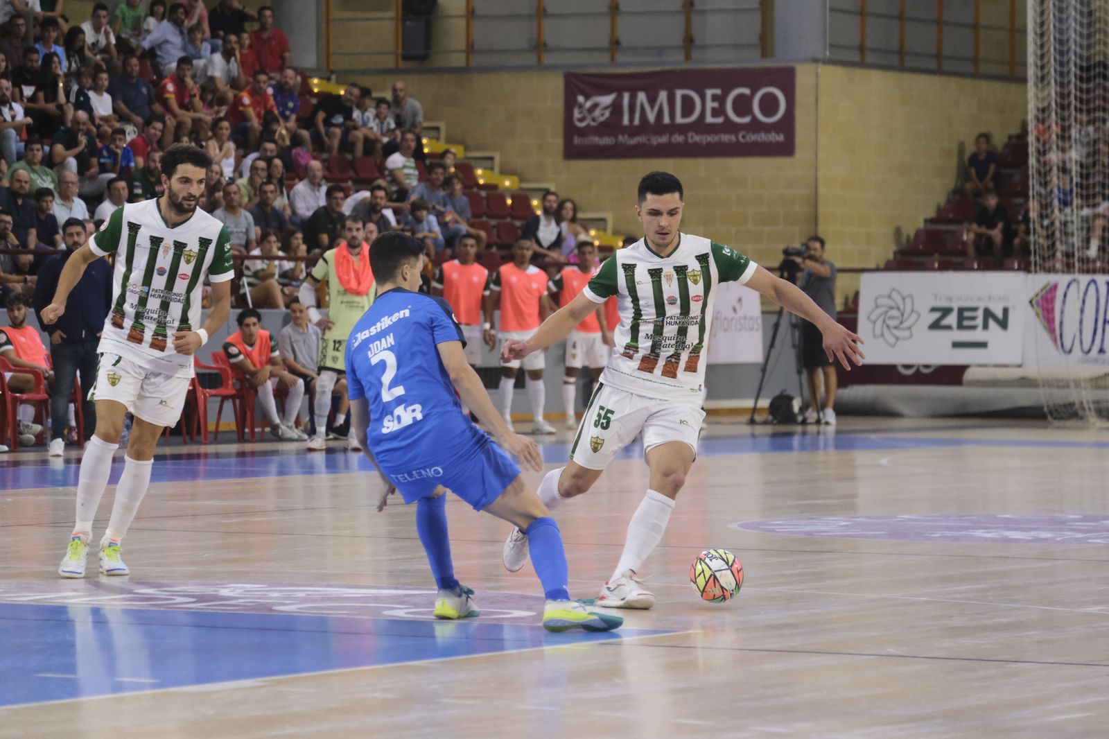 La victoria del Córdoba Futsal ante el Alzira, en imágenes