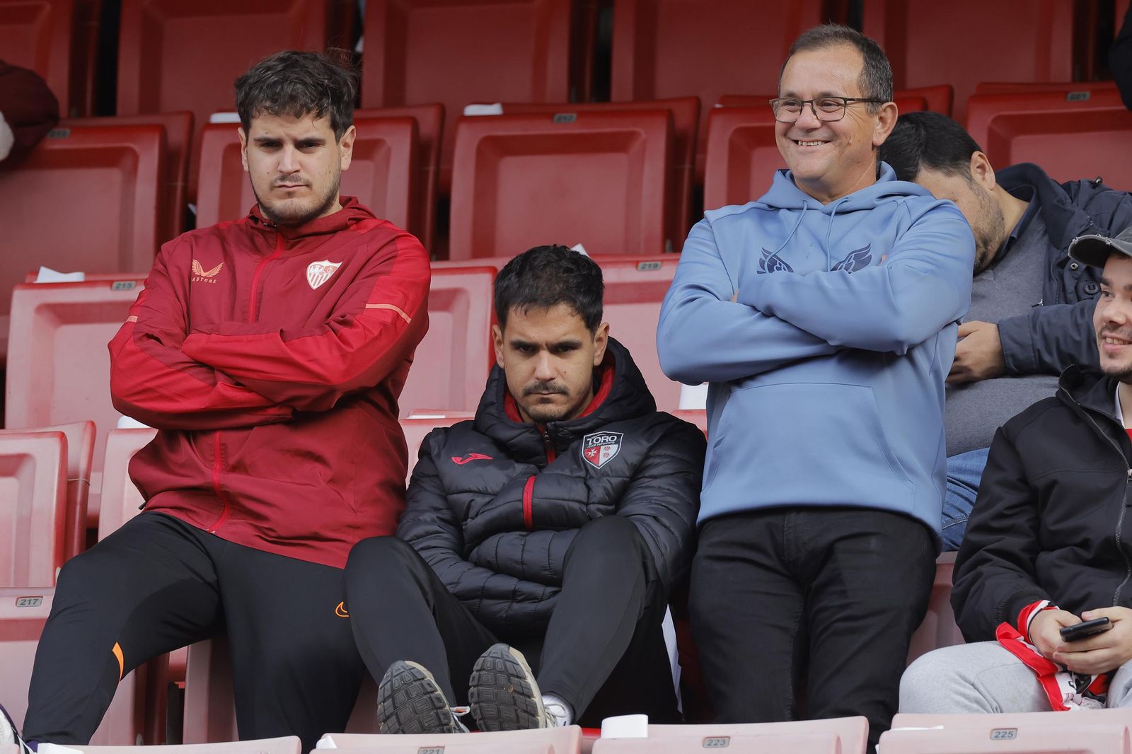 Búscate en las fotos del Sevilla -Betis