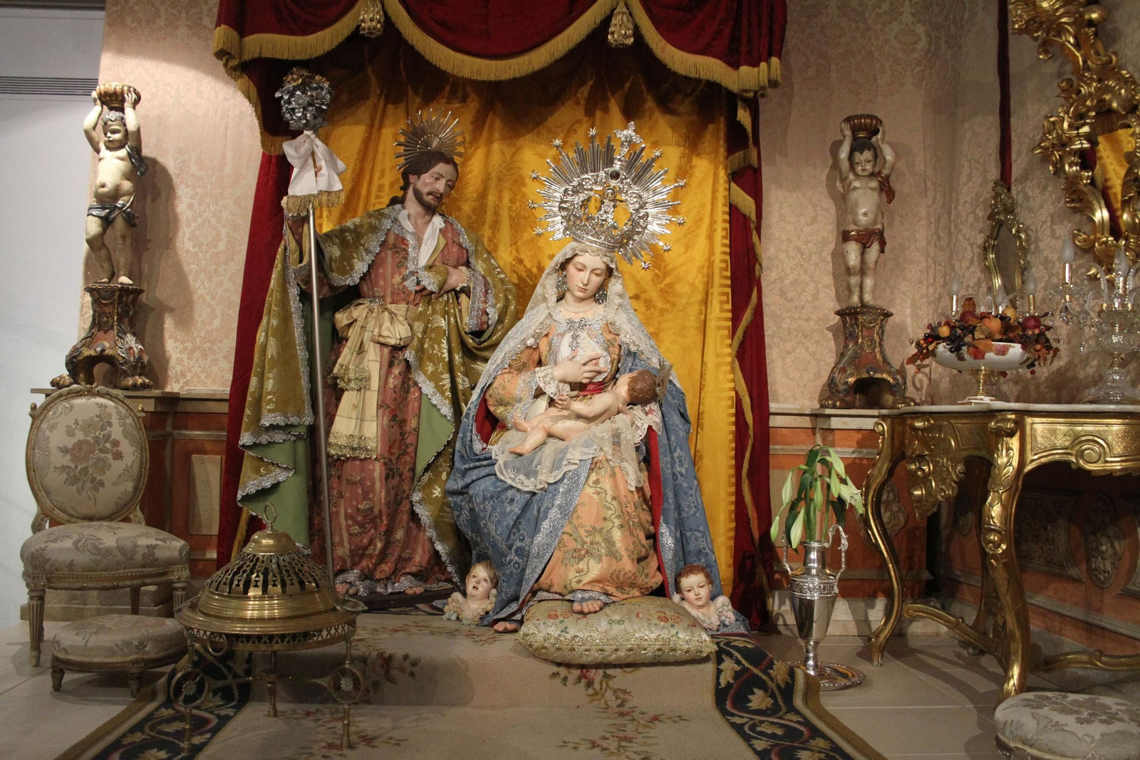 Una natividad a tamaño real realizada por el escultor Ramón Cuenca.