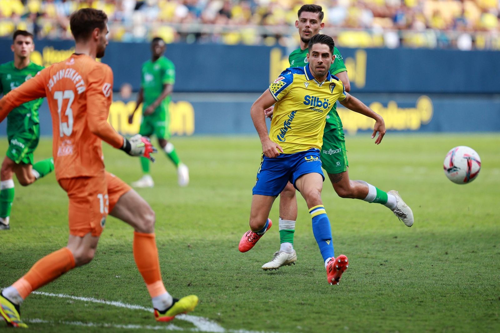Búscate en las imágenes del Cádiz CF - Racing de Santander
