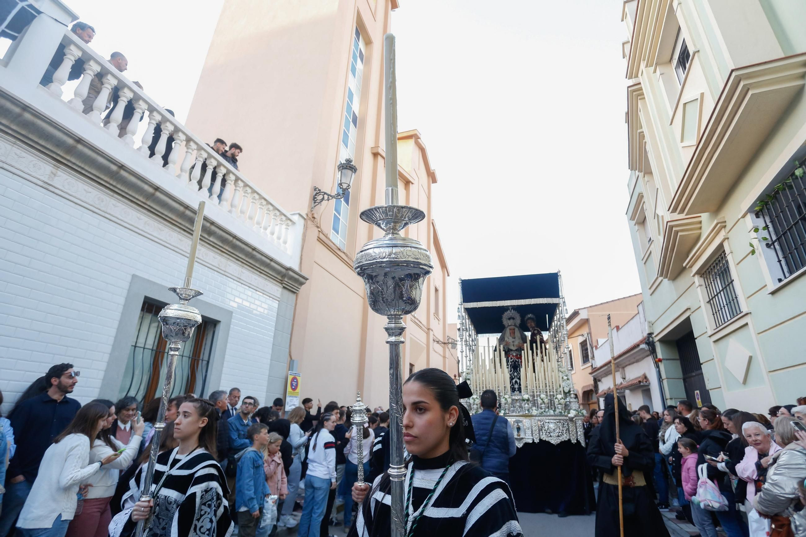 Fotos del Lunes Santo en La Línea: El Silencio