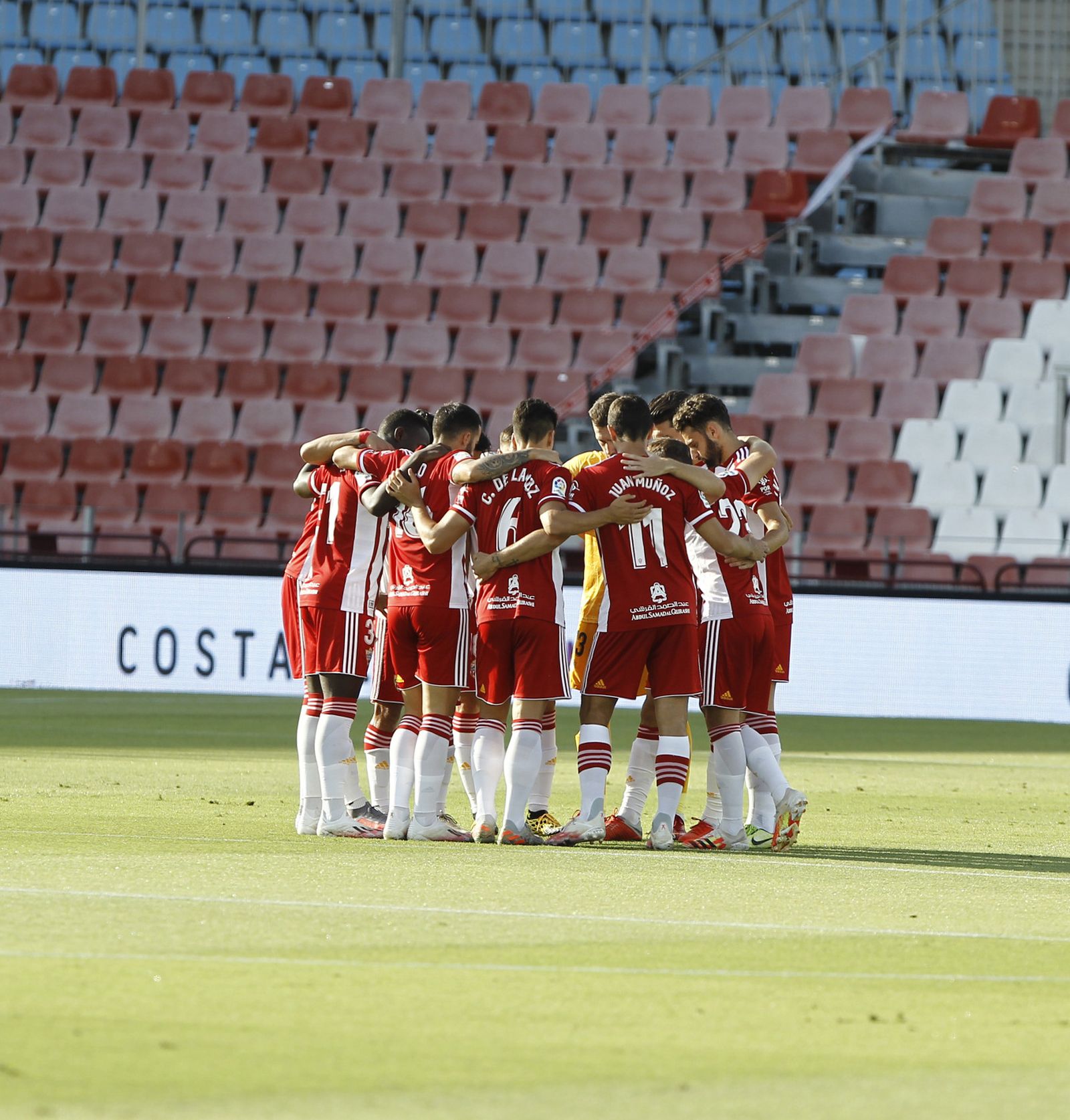 Fotogalería U.D. Almería-Rayo Vallecano