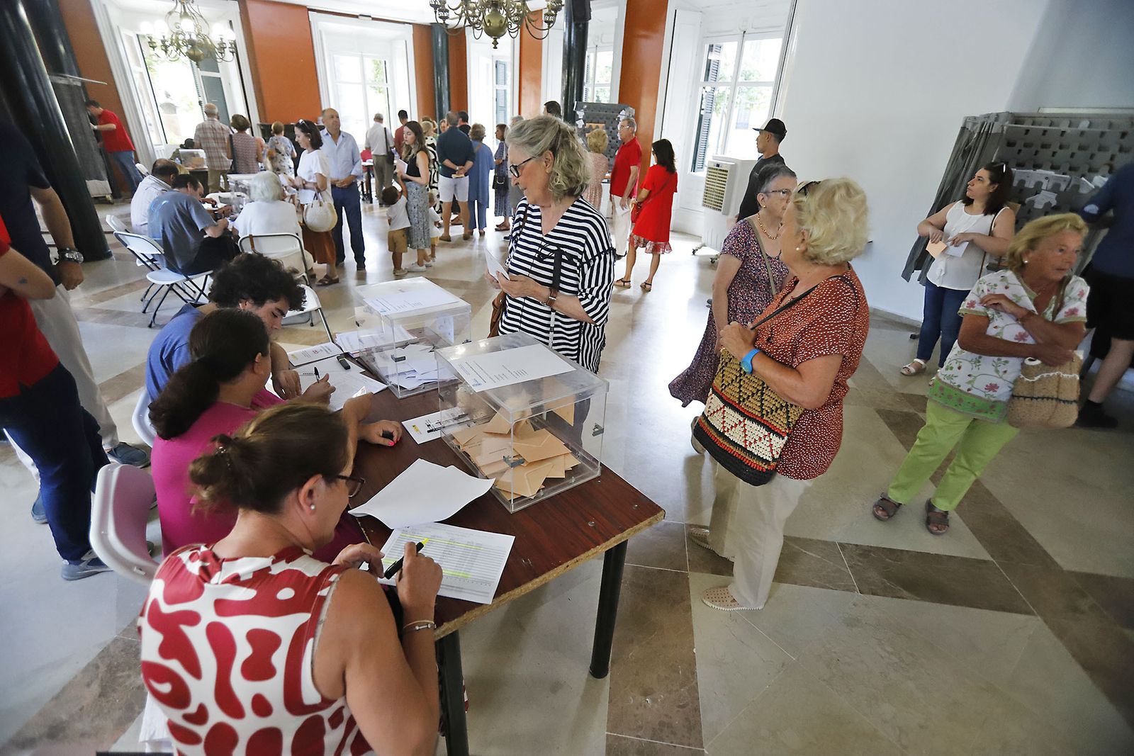 Las fotos de la jornada de Elecciones Generales del 23-J en Huelva