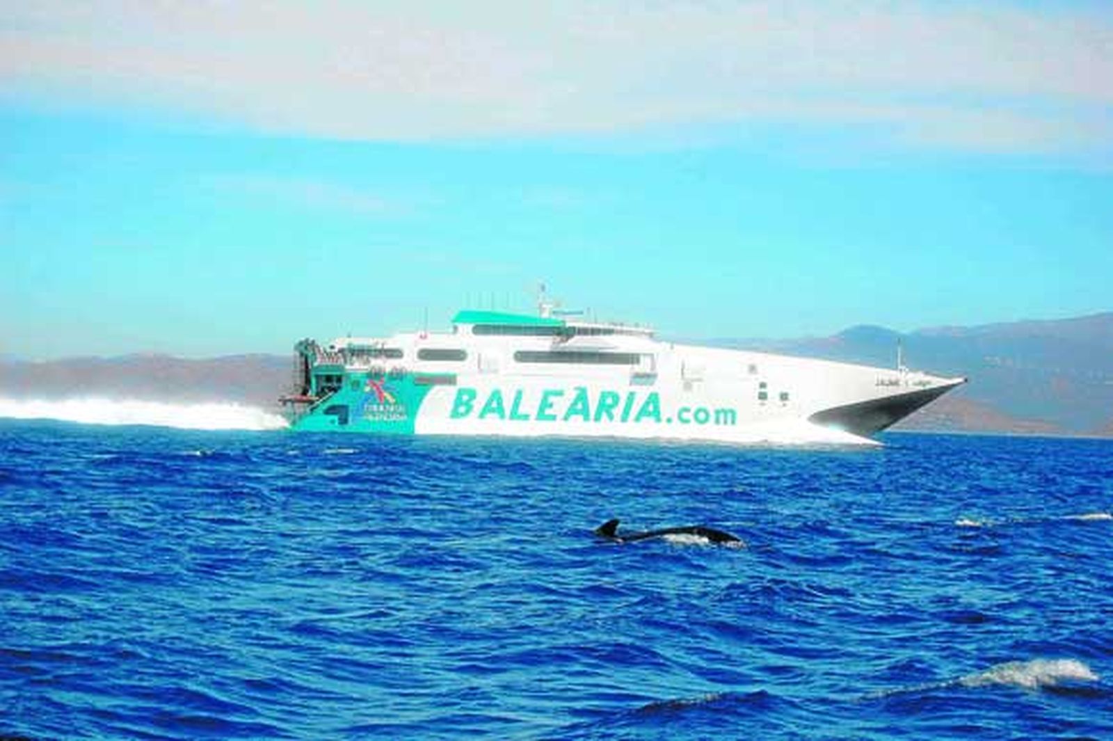 Balearia aplica descuentos en la línea Ceuta-Algeciras al incorporar un nuevo buque