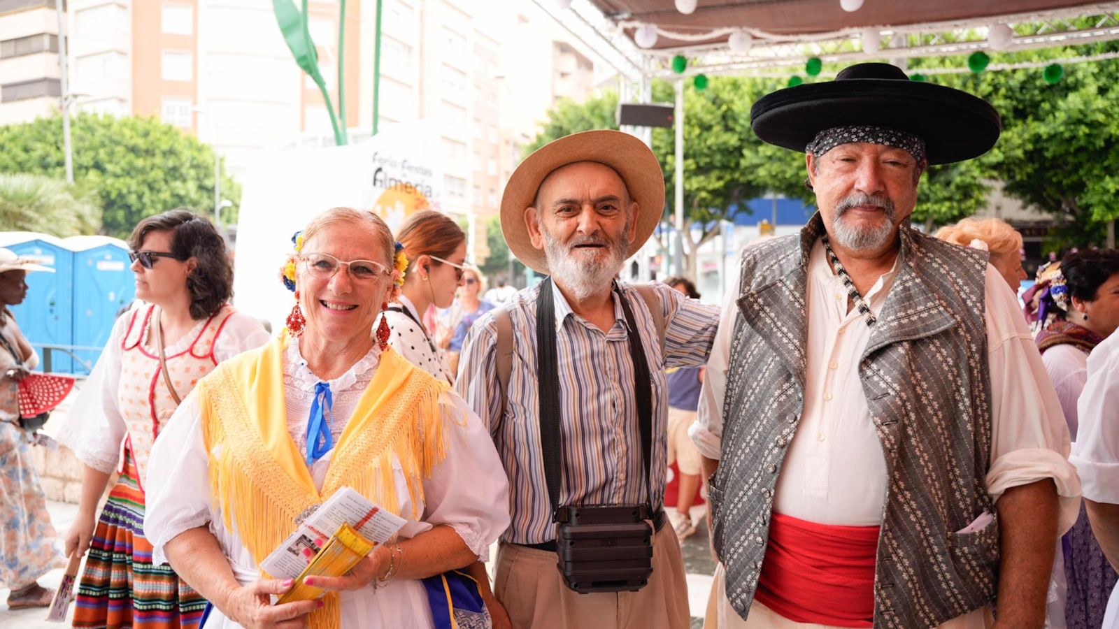 Muchos almerienses se acercaron al Mirador de la Rambla.