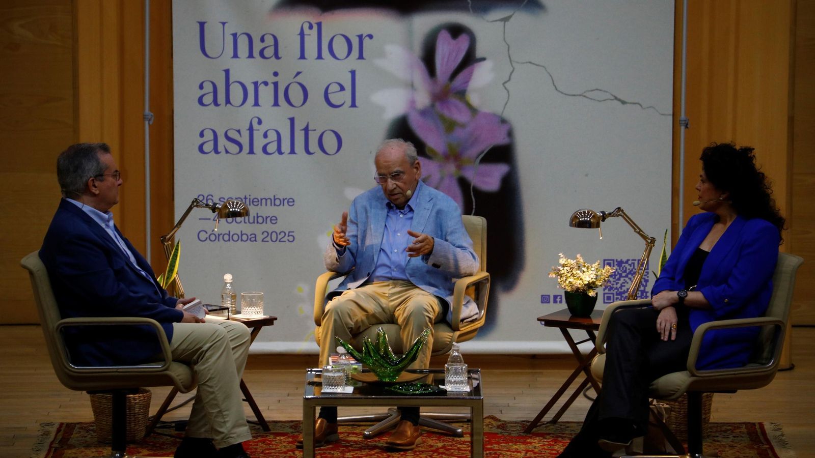 Un momento de la conversación de Eva Díaz y Alfonso Guerra sobre los Machado