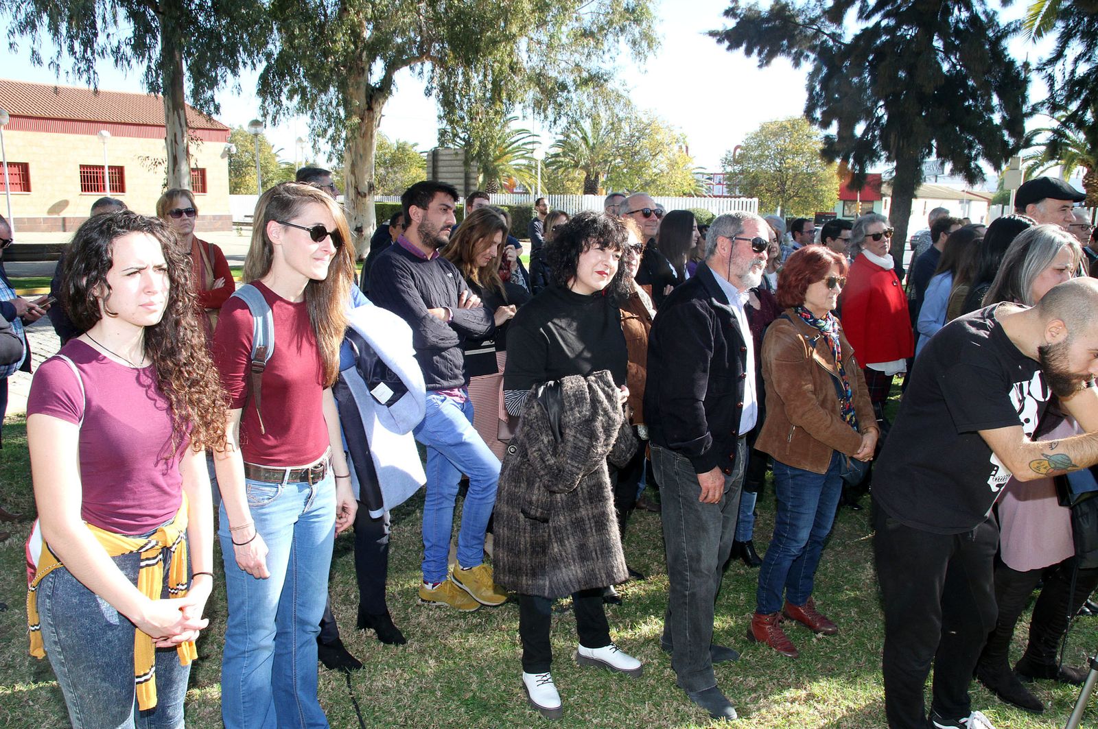 Inauguración de la escultura del artista onubense Víctor Pulido 'Imago', en imágenes