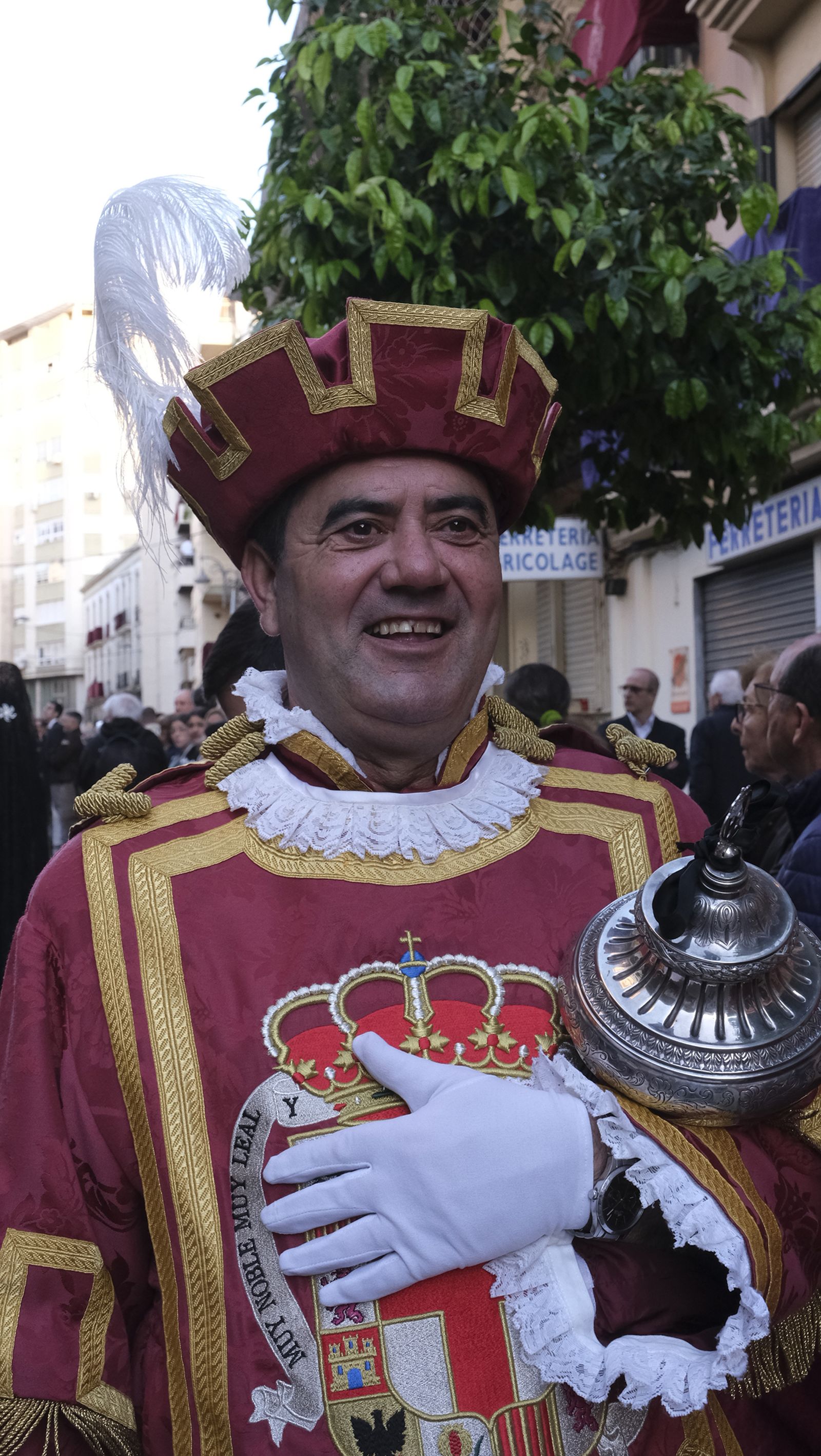 Procesión del Santo Entierro en Almería, en imágenes