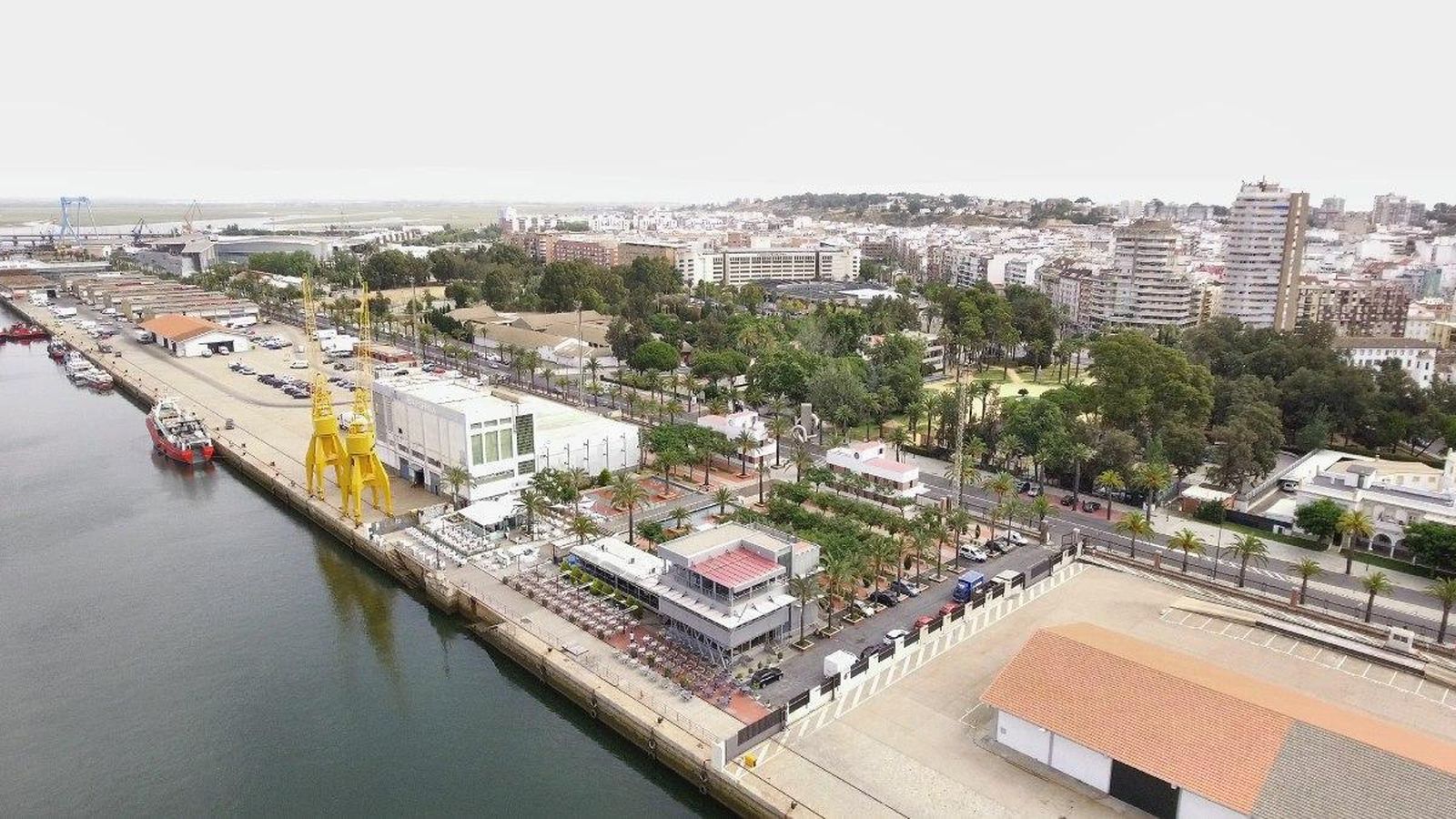 Vista aérea del Muelle de Levante antes de la transformación a la que se someterá.