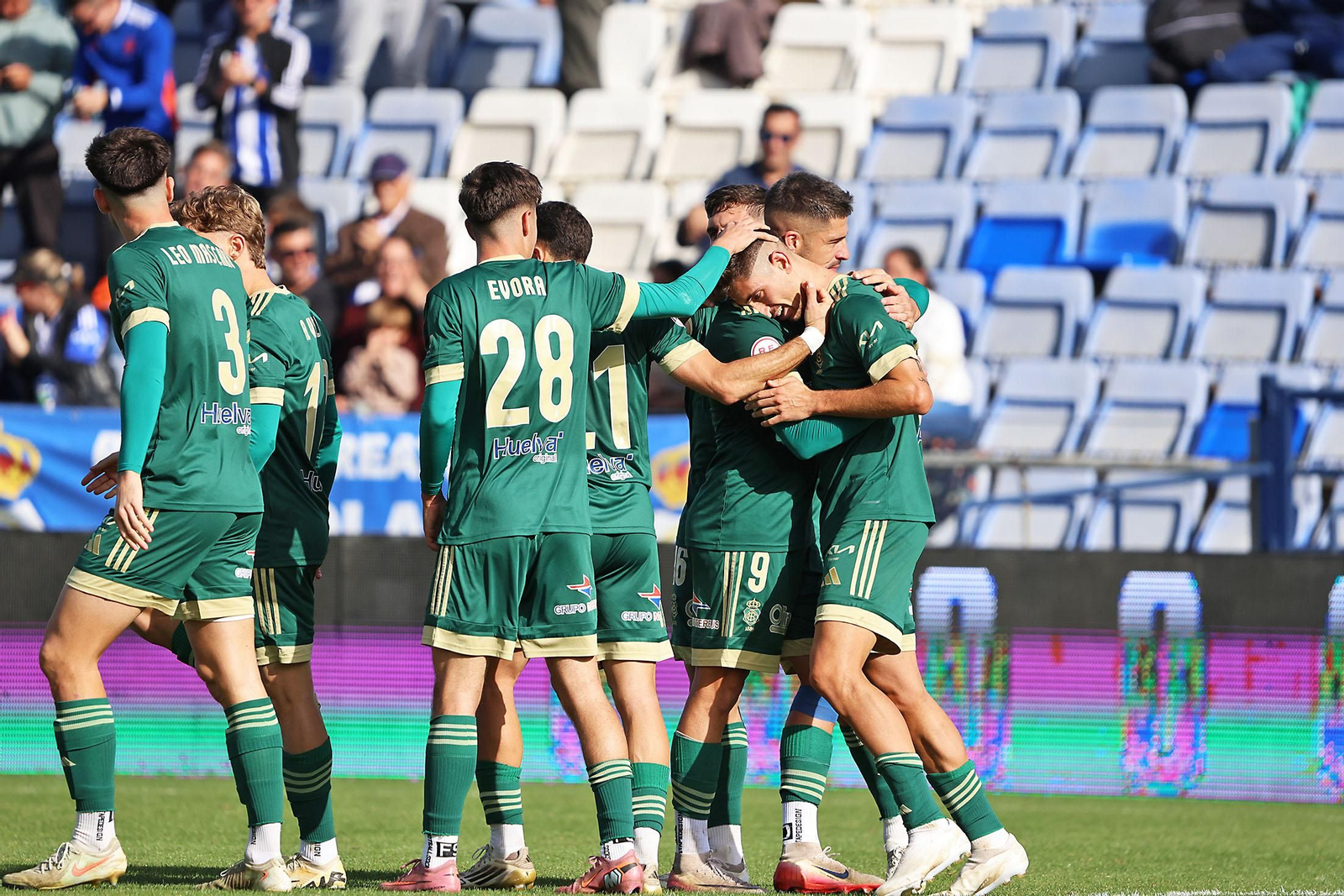 Las imágenes del Recreativo de Huelva - Atlético Antoniano