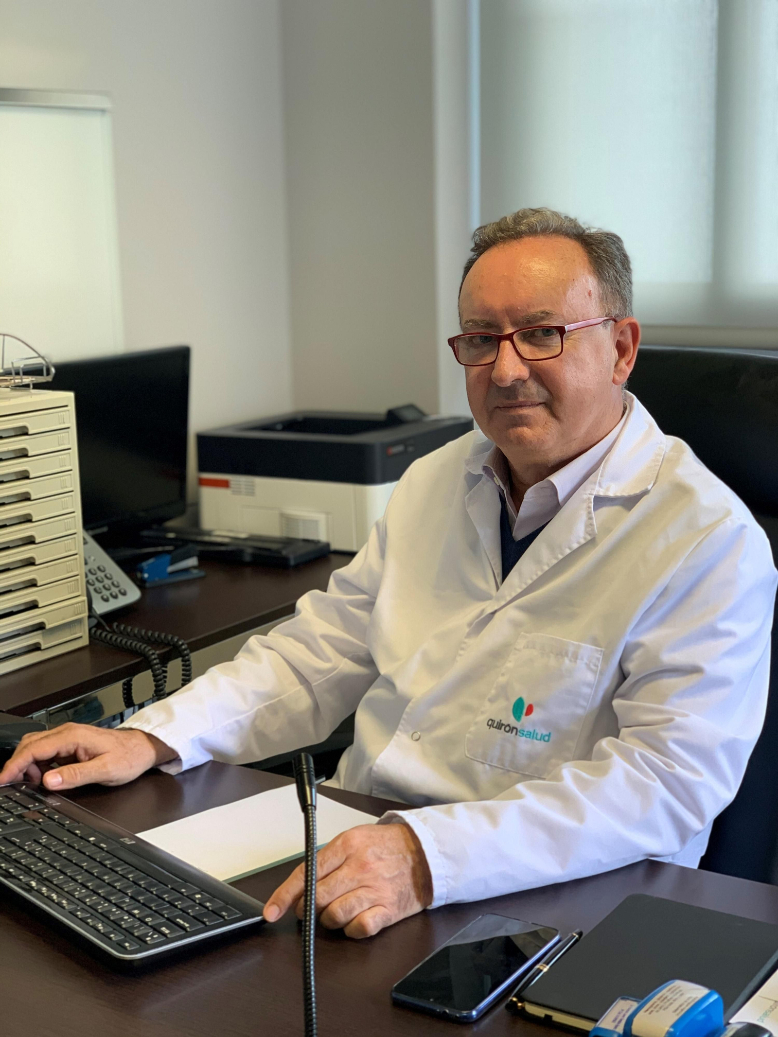 Dr. Francisco Torrubia, especialista en Urología del Hospital Quirónsalud Sagrado Corazón