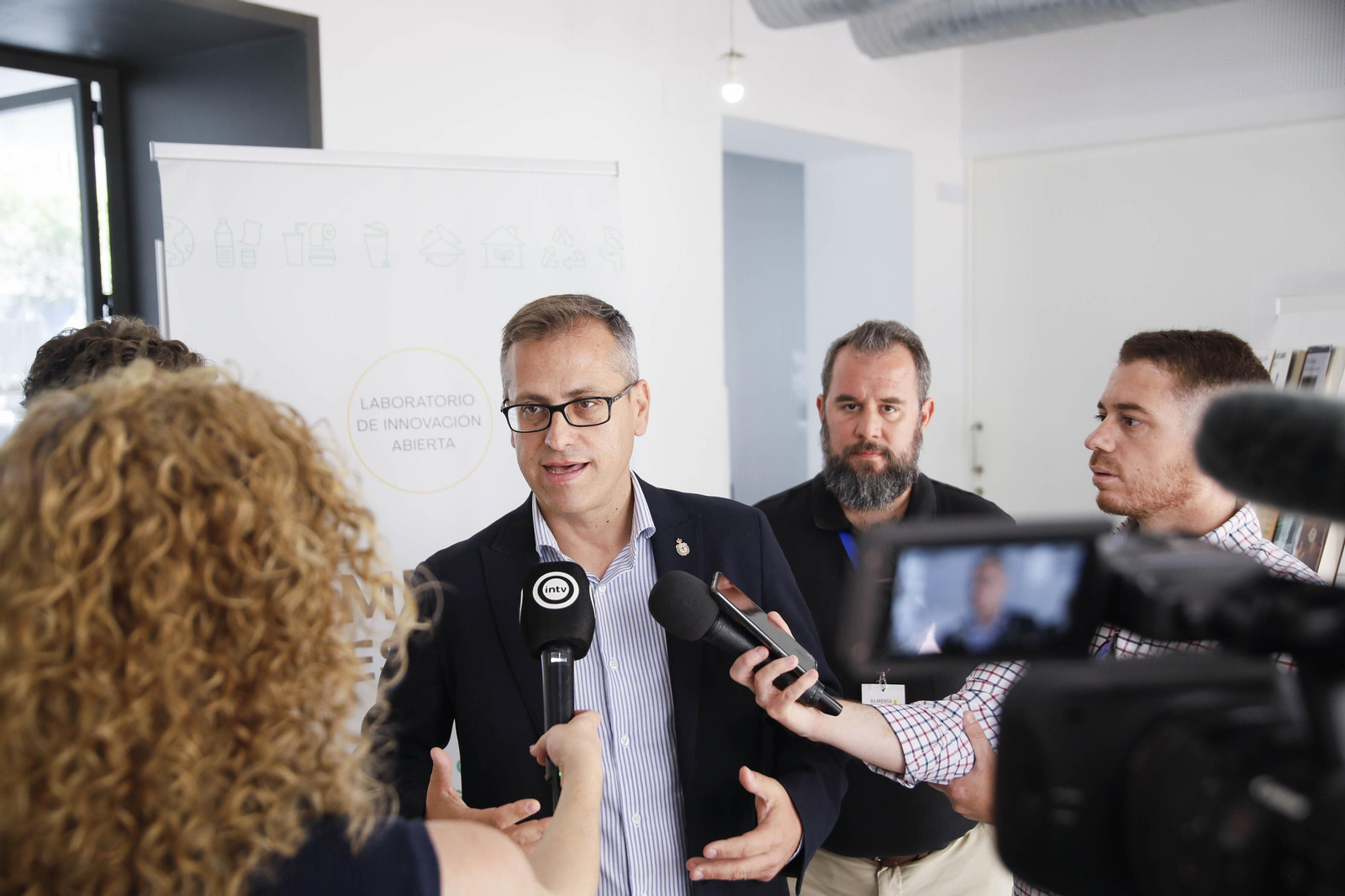 LAB de Innovación Abierta ‘Almería Residuo Cero: la economía circular para transformar la ciudad’, en imágenes