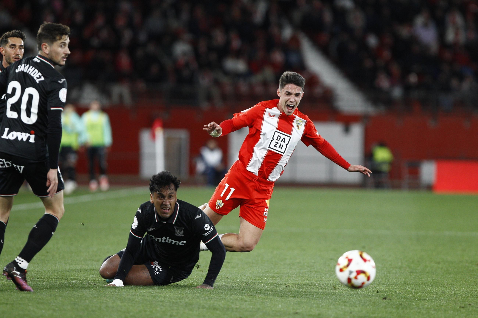 El partido U.D. Almería-C.D. Leganés de Copa del Rey, en imágenes