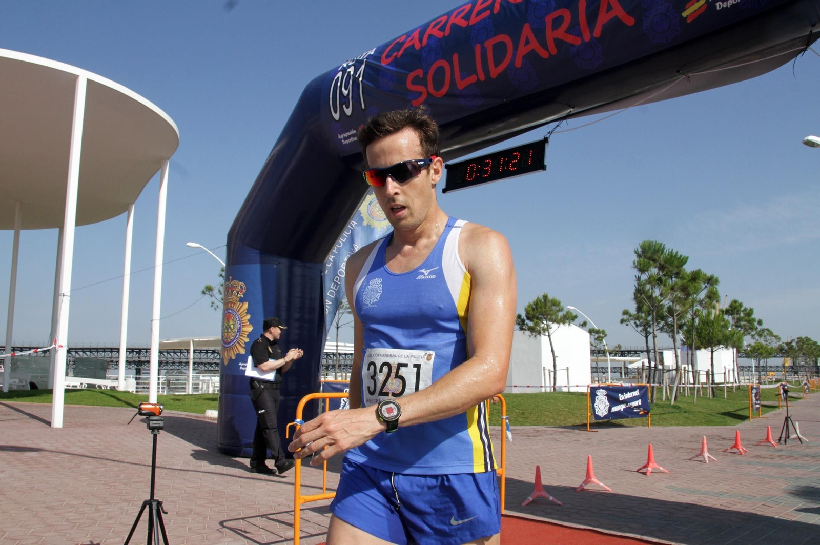 Imágenes de la Carrera Solidaria Ruta 091 organizada por la Policía Nacional