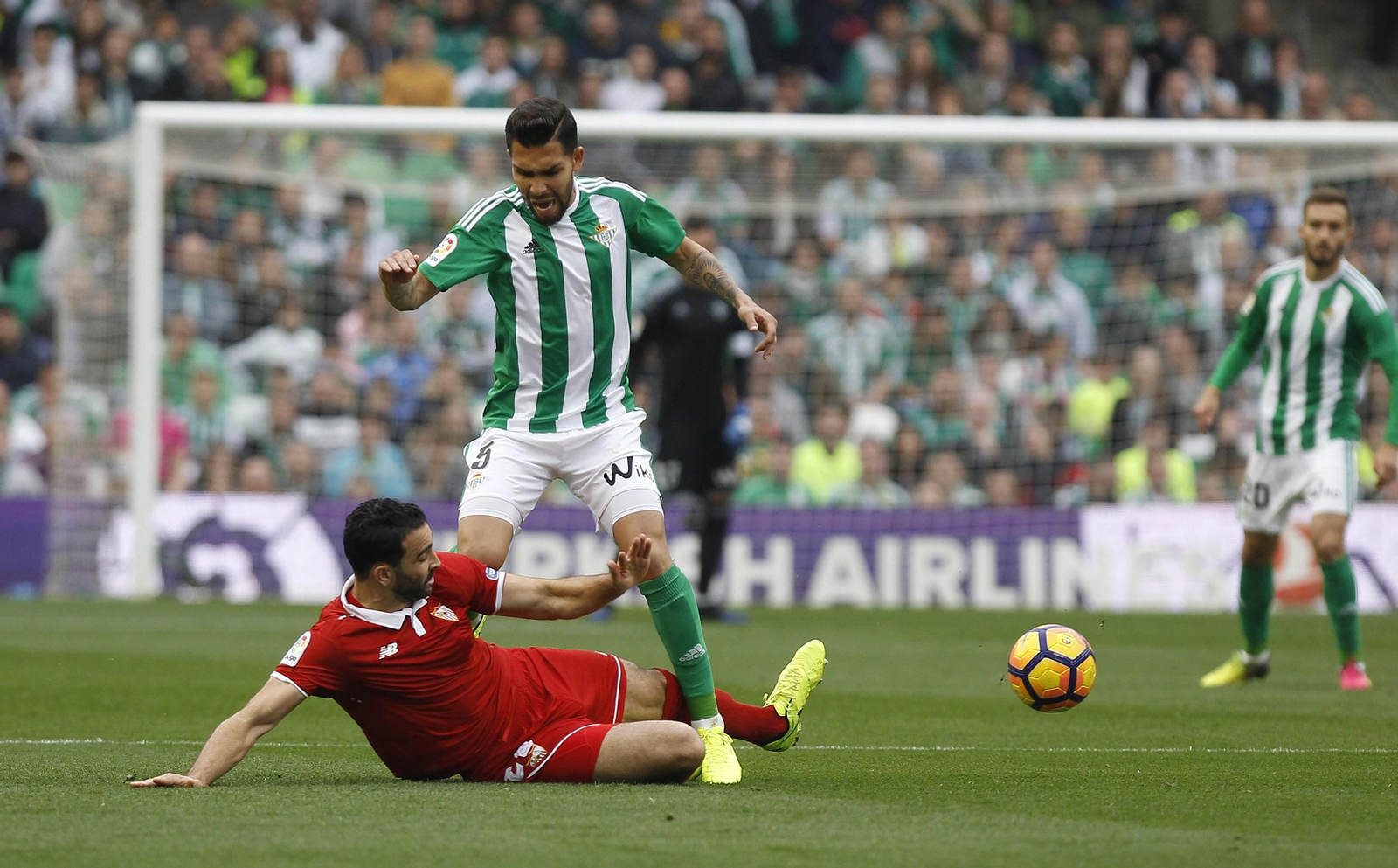 El Betis-Sevilla, en imágenes