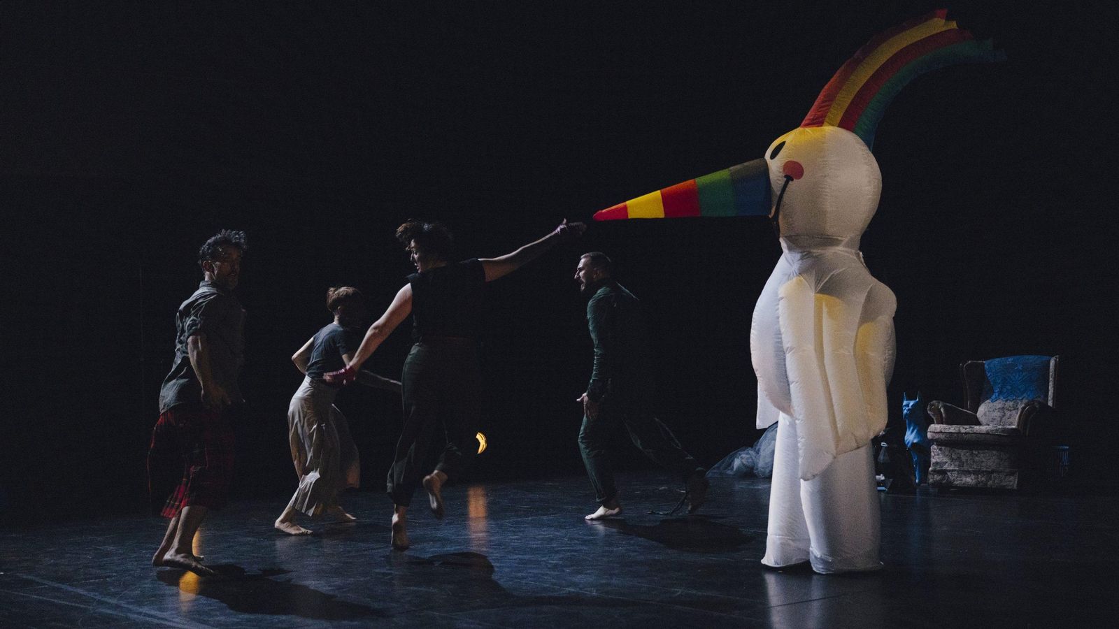 Still? (Tientos de la ruina futura), dirigida por Raquel Madrid