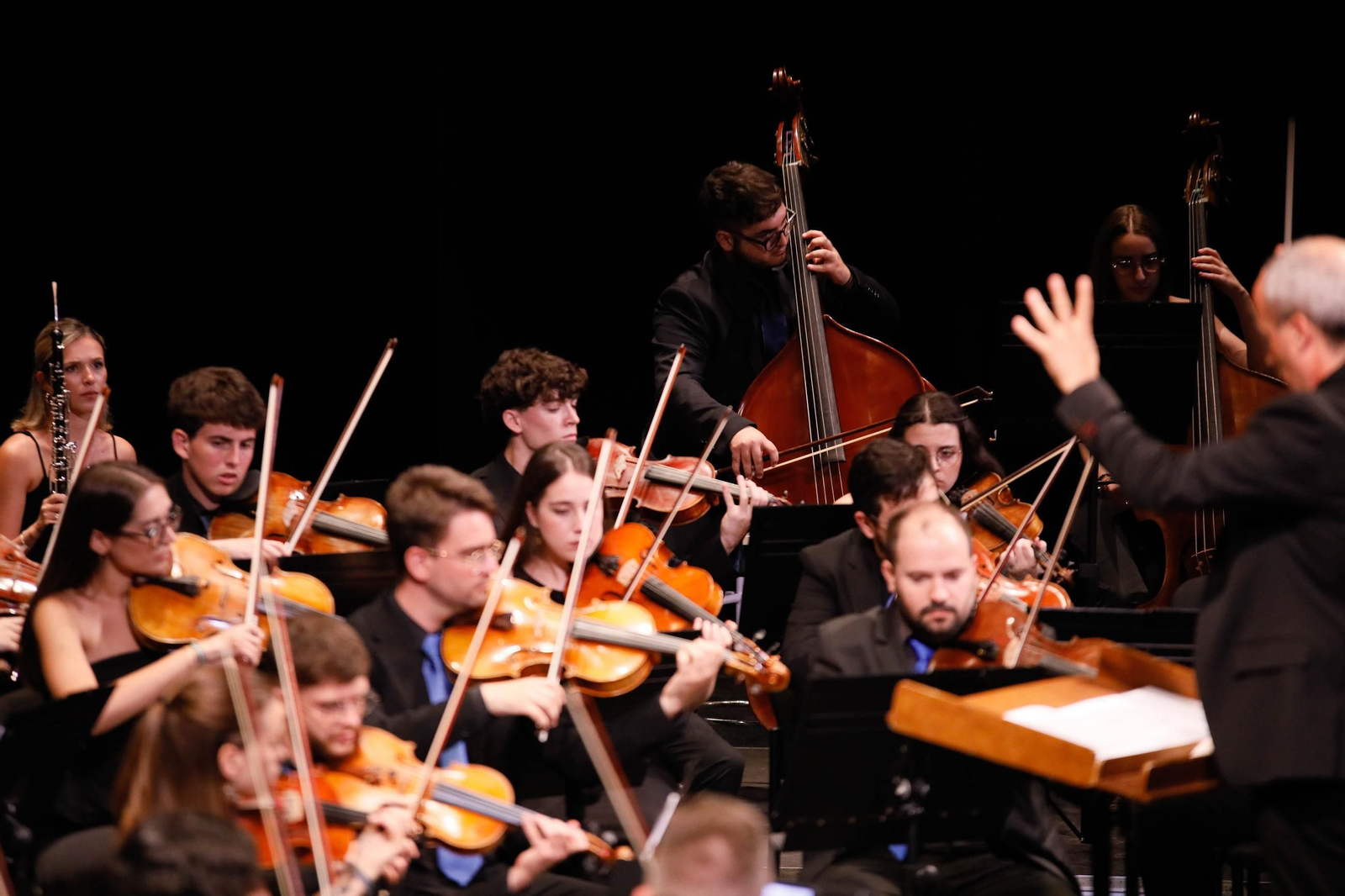 El concierto de la Orquesta de la UAL en el Auditorio Maestro Padilla, en imágenes