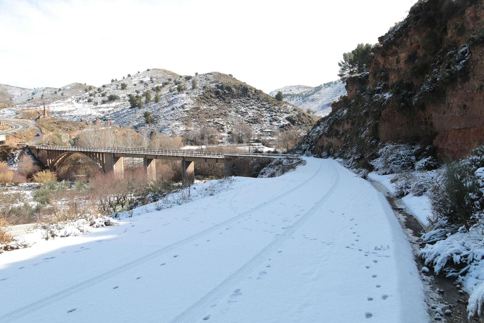 La nieve cubre de blanco la Alpujarra Almeriense