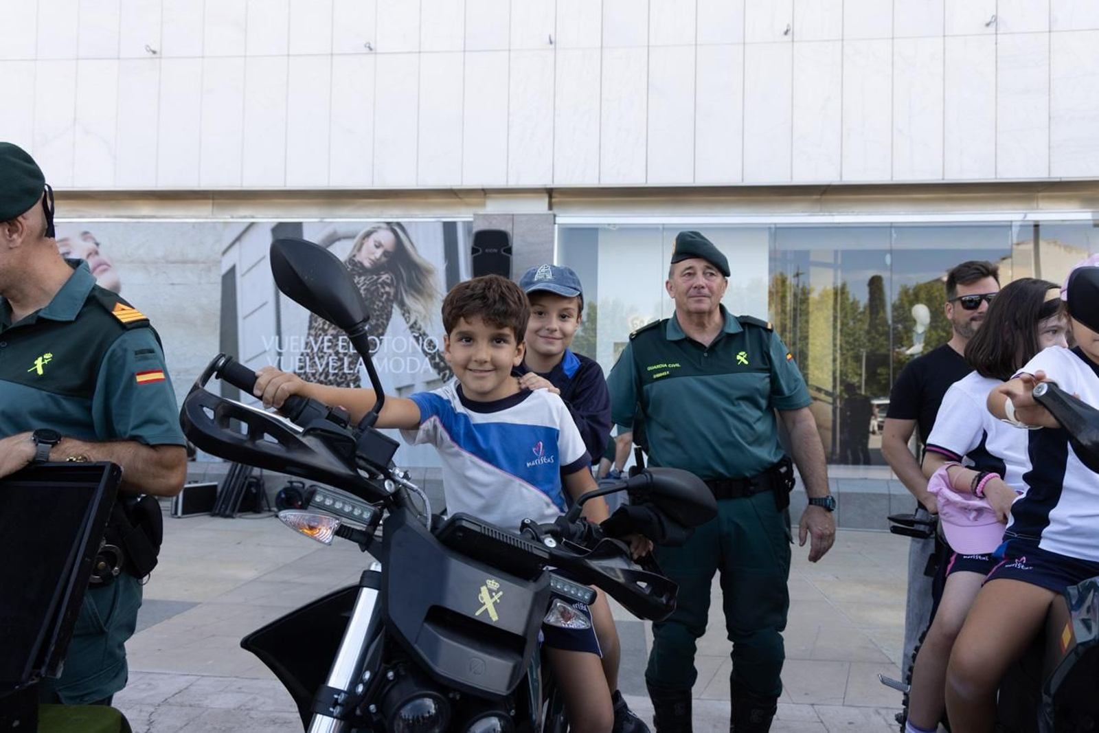 Jornada de puertas abiertas de la Comandancia de la Guardia Civil