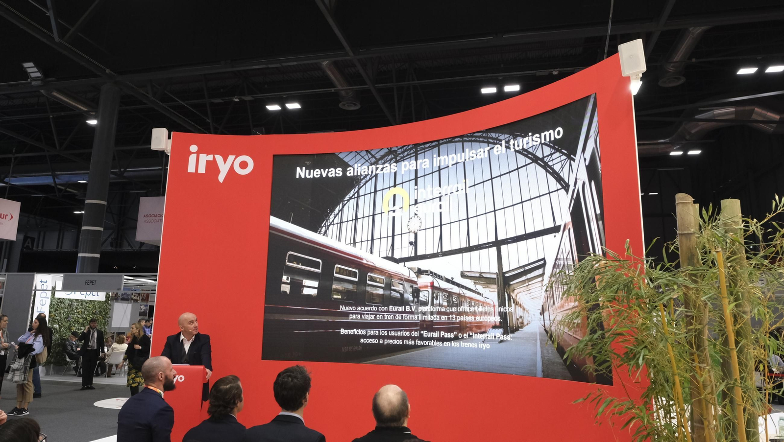 Las imágenes del segundo día de FITUR 2025, en Madrid