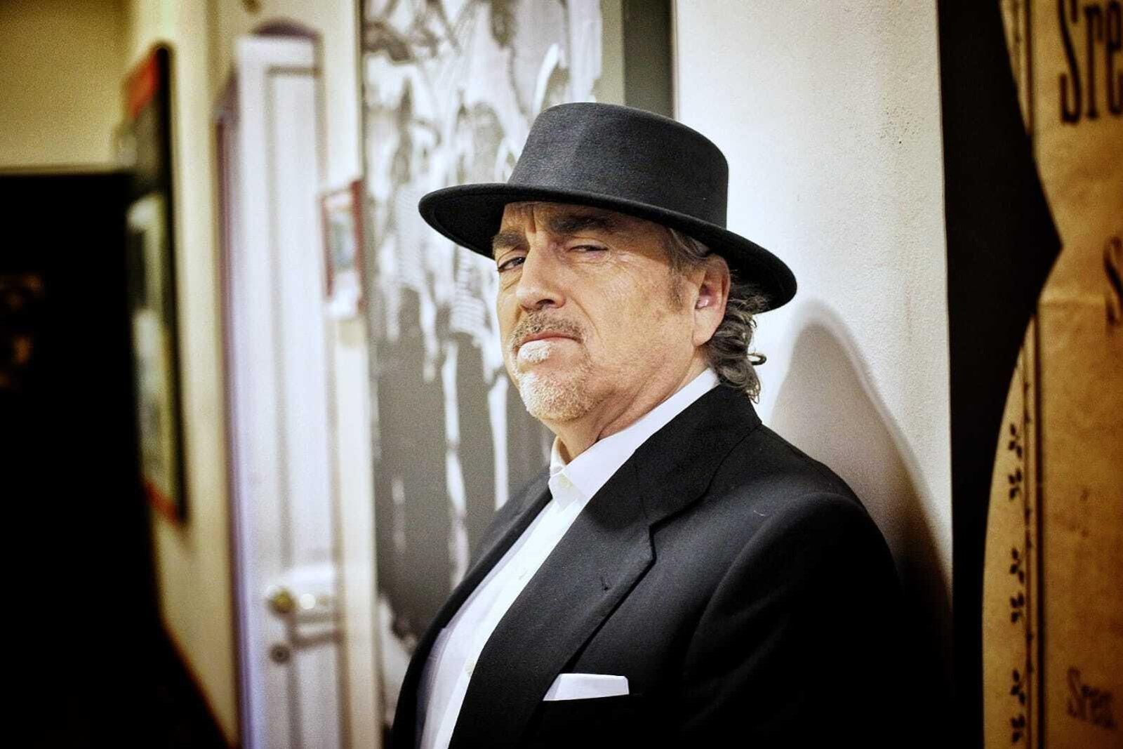 Chirigota 'Que ni las hambre las vamo a sentí’