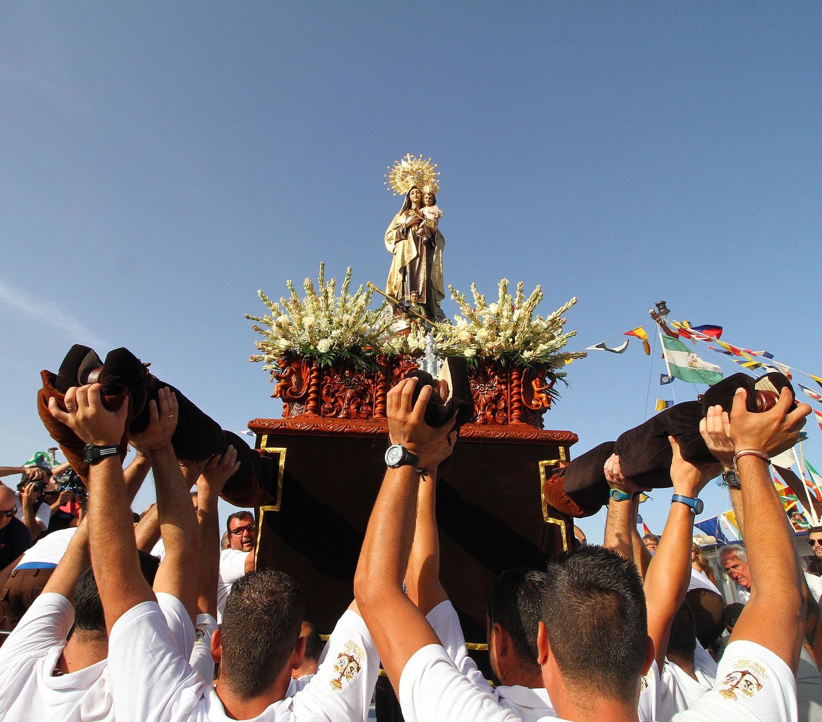 Imágenes de la procesión de la Virgen del Carmen en Punta Umbría