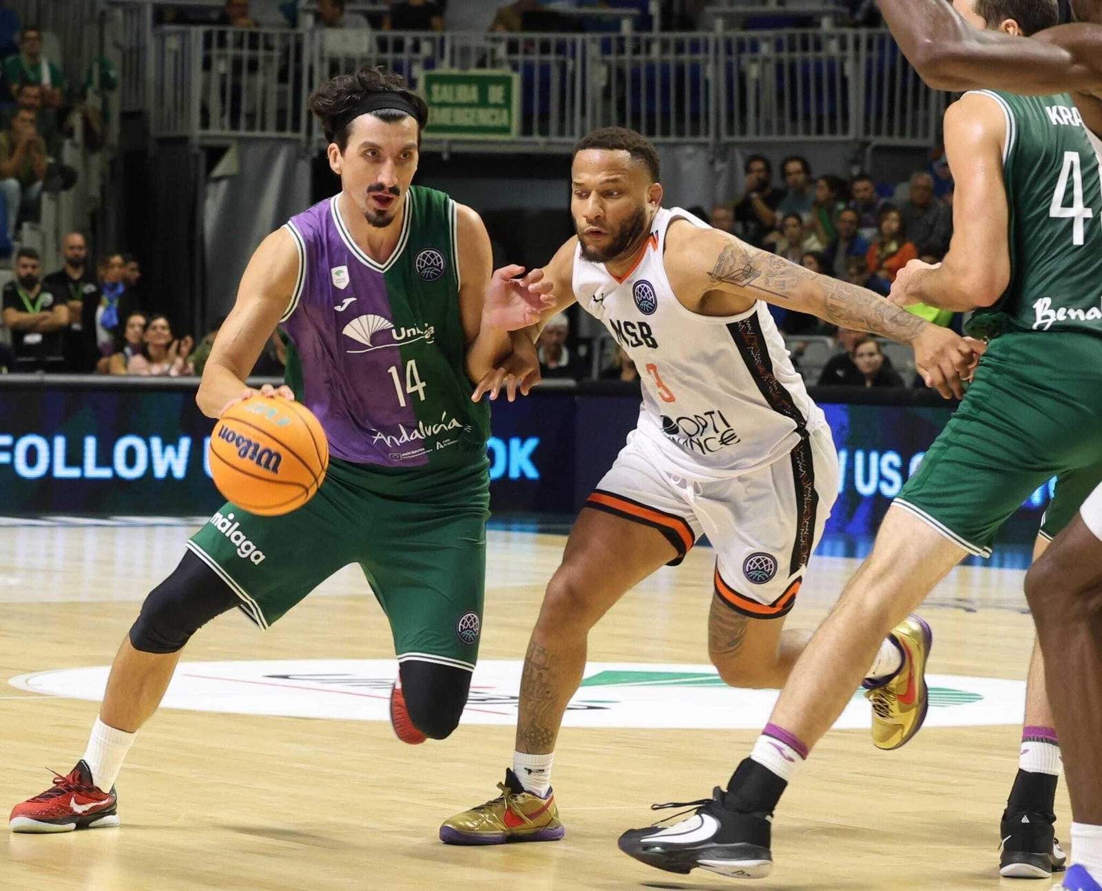 El Unicaja-Le Mans, en fotos