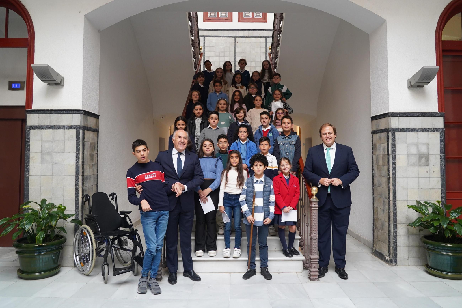 Los alumnos participantes en el pleno infantil.
