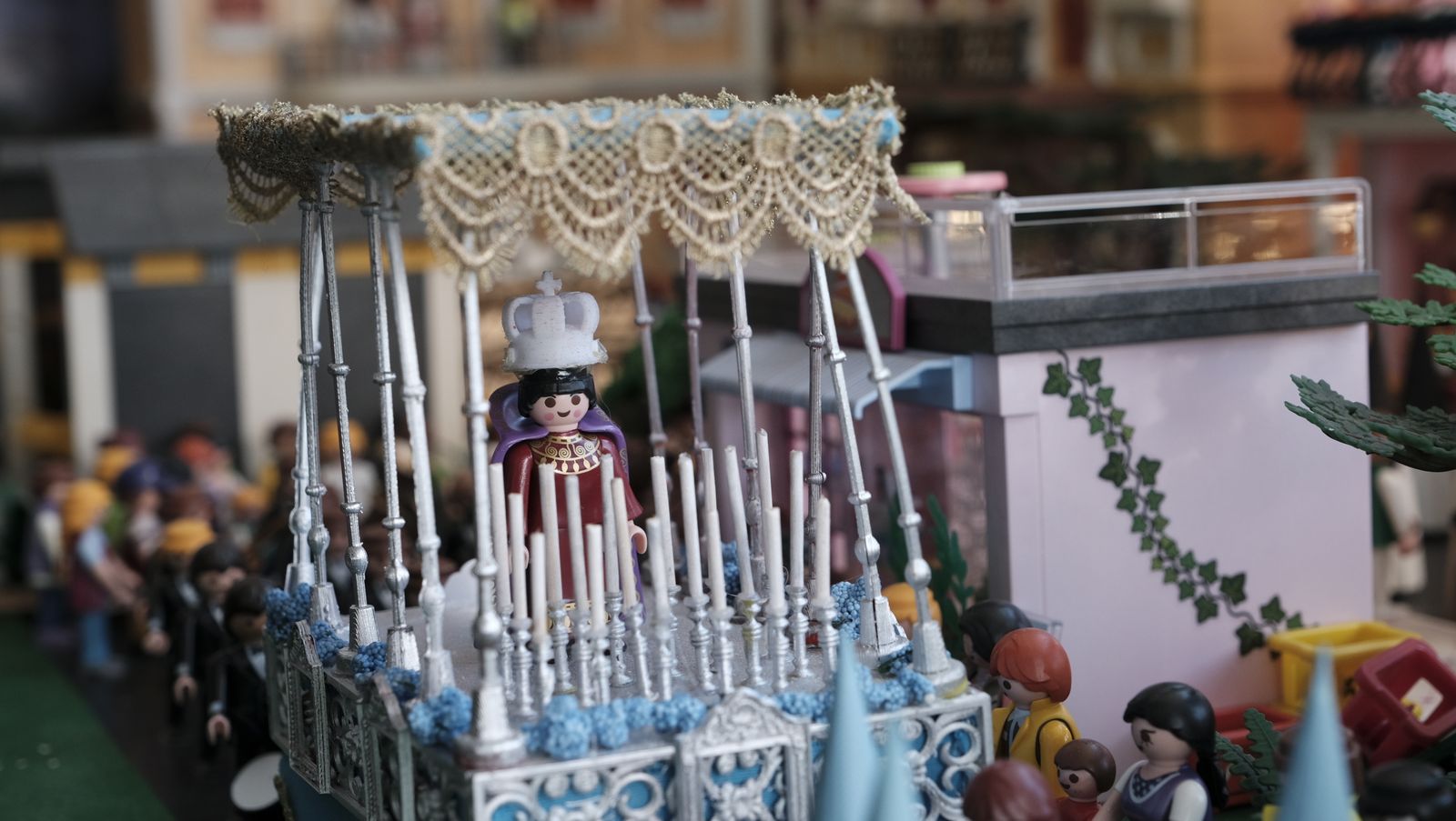 Inauguración de la exposición de playmobil de semana santa de Almería