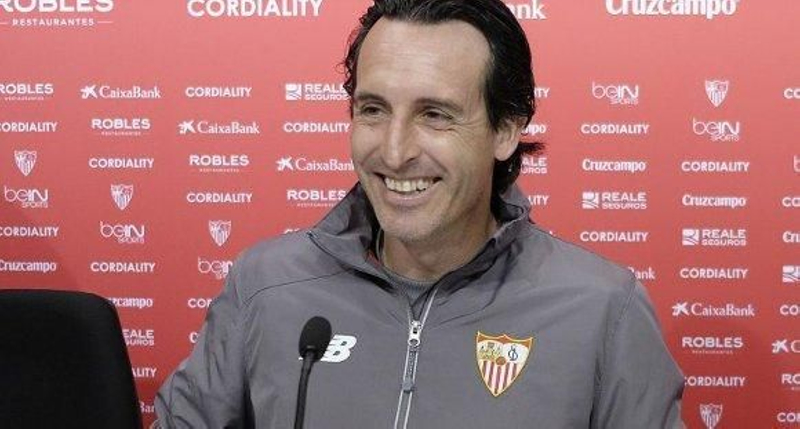 Emery: "Hay que buscar y provocar errores en el Barcelona"
