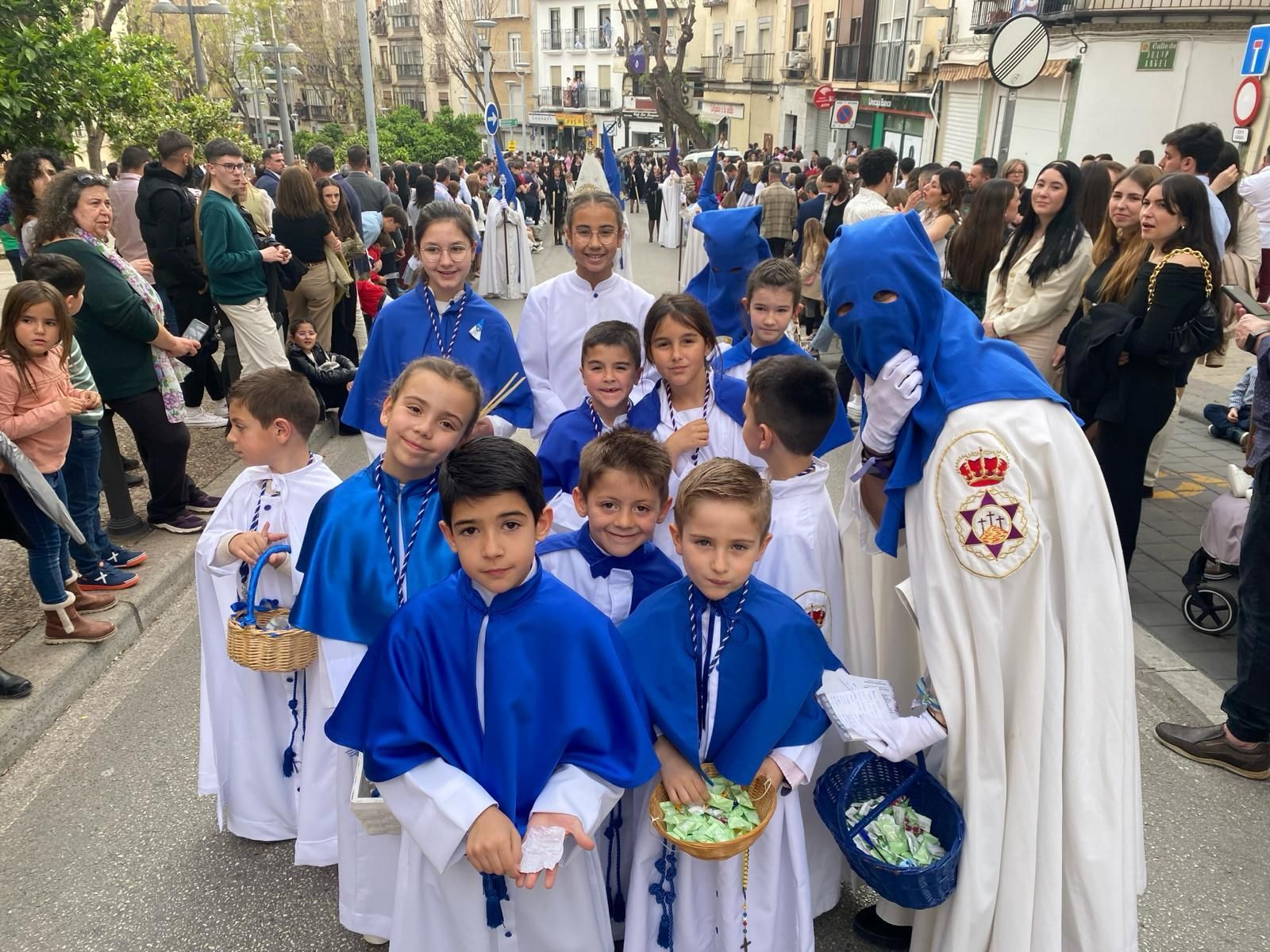 Tarde de Domingo de Ramos con cielos grises