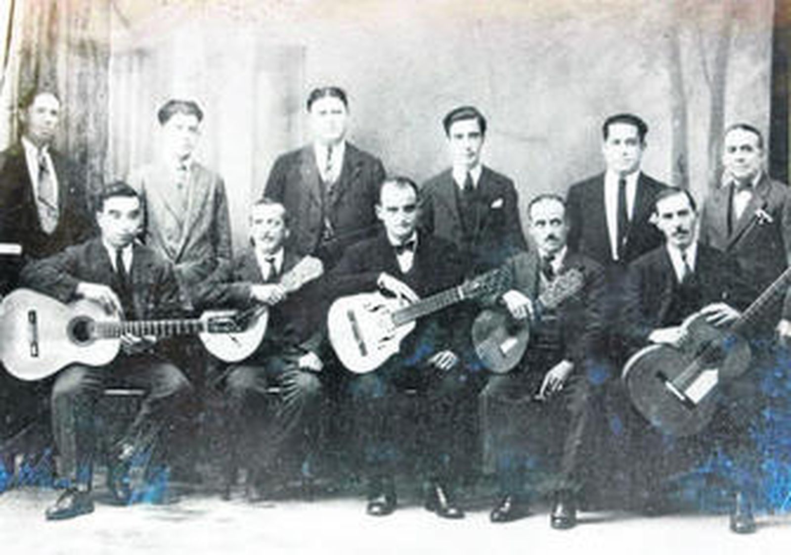 Fotografía del Conjunto Hércules perteneciente a la Colección Ramón Grosso de la Biblioteca de Temas Gaditanos.