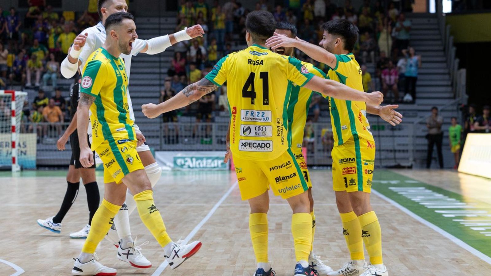 La unión del vestuario, clave para enderezar la situación.