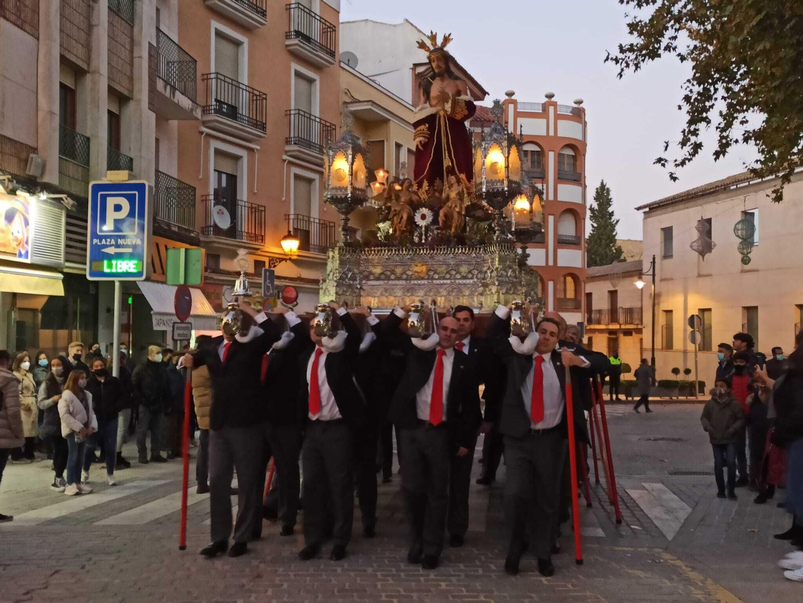 El traslado de las tallas de Pedro Muñoz de Toro en Lucena, en fotografías