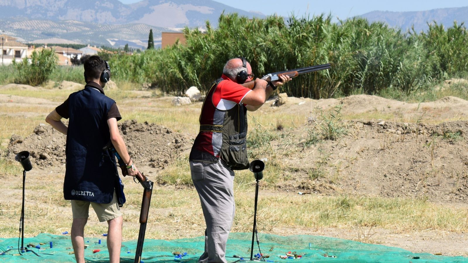 Tradicional Tiro al Plato durante las Fiestas de Chauchina 2023.
