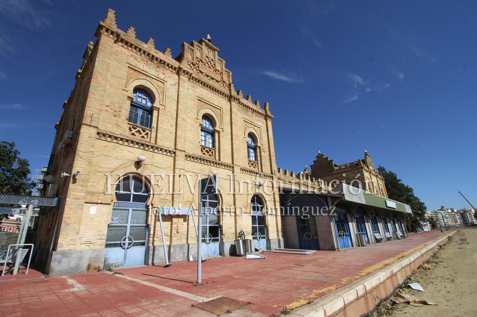 Imágenes del estado actual de la antigua Estación de Tren de Huelva