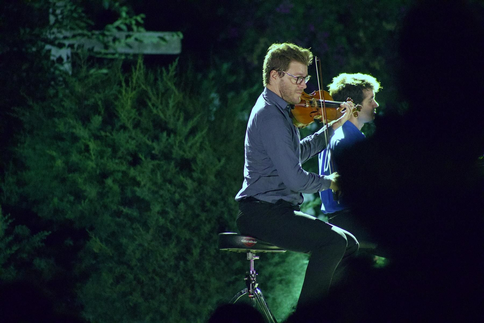 El Trío Vibrart llena de sensibilidad y arte el Tendencias de Salobreña