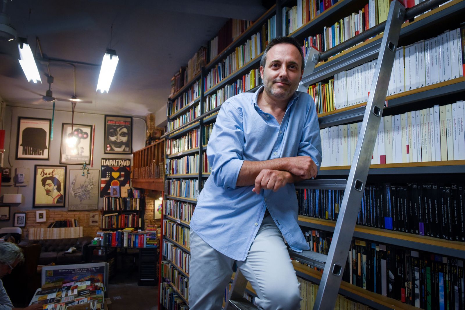 Daniel Cruz, en la librería Boteros.