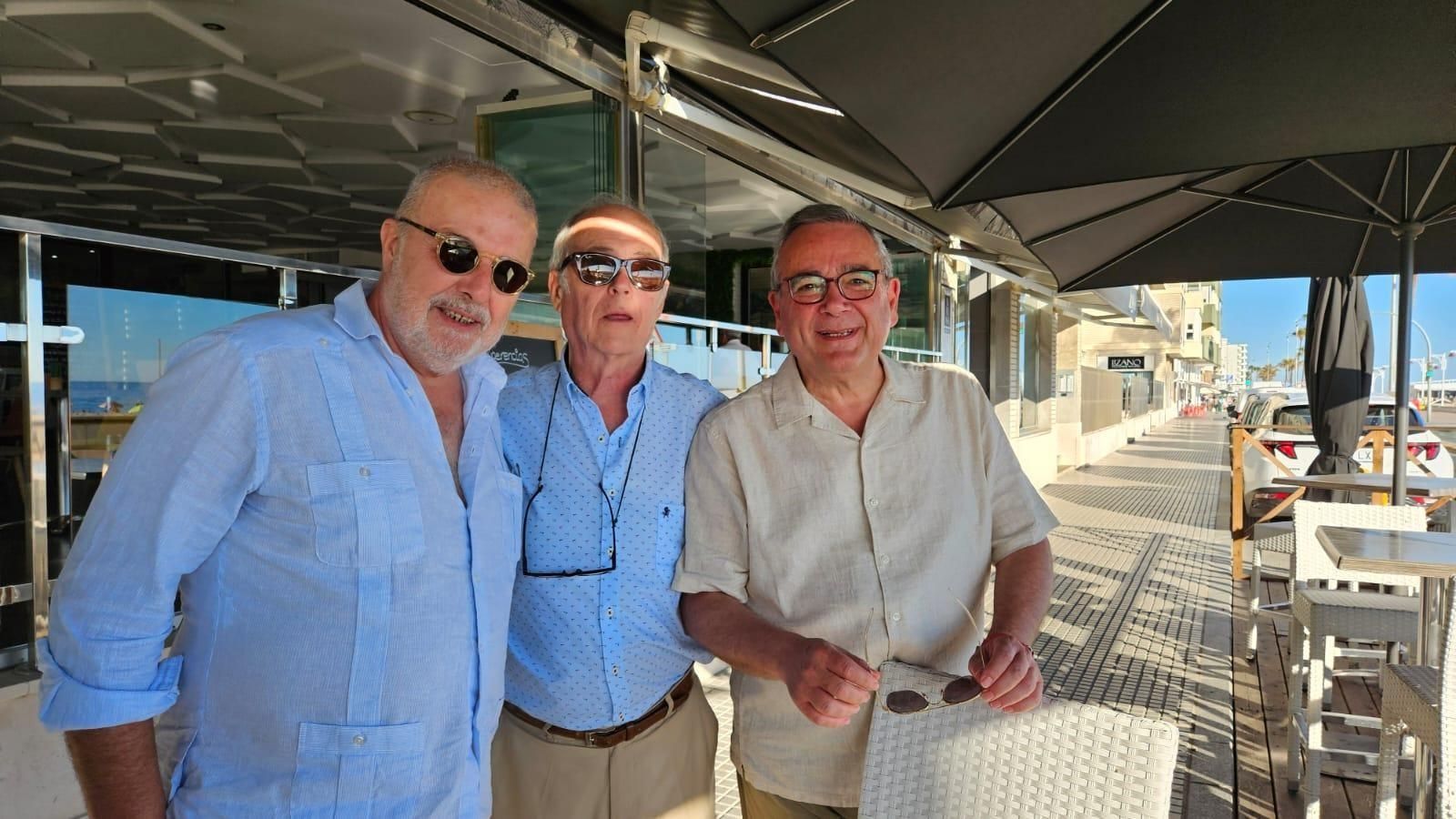Curro Fernández-Trujillo, Curro Gómez de Barreda y Curro Orgambides. Curro Fernández-Trujillo, Curro Gómez de Barreda y Curro Orgambides.