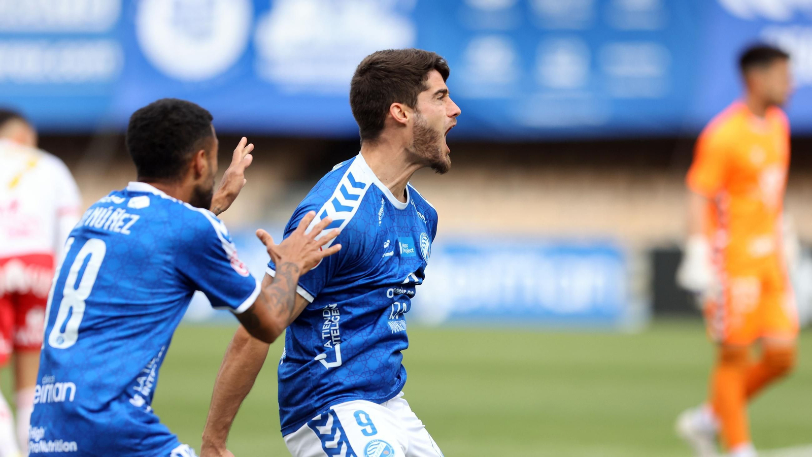 Imágenes del Xerez DFC contra el Club Atlético Antoniano en Chapín