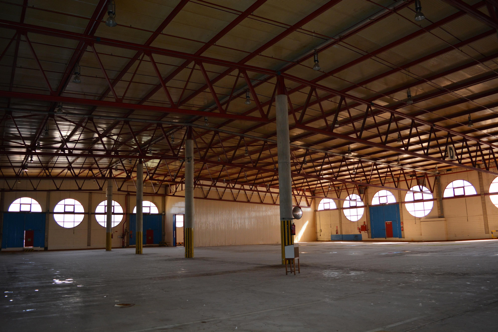 Así es el complejo de Altadis en la Zona Franca de Cádiz