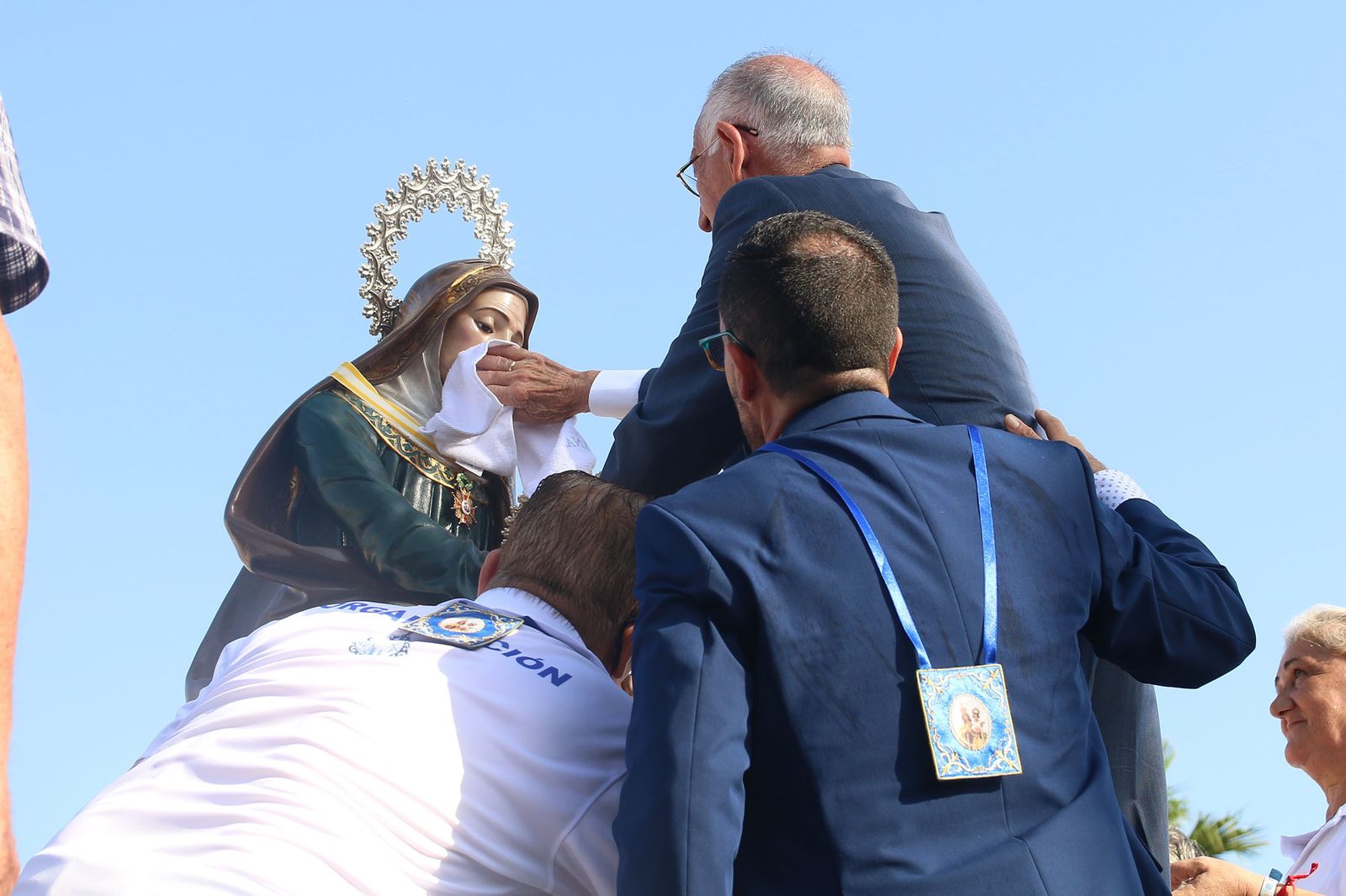 Fotogalería de la cucaña y la procesión de las Fiestas de Santa Ana en Roquetas