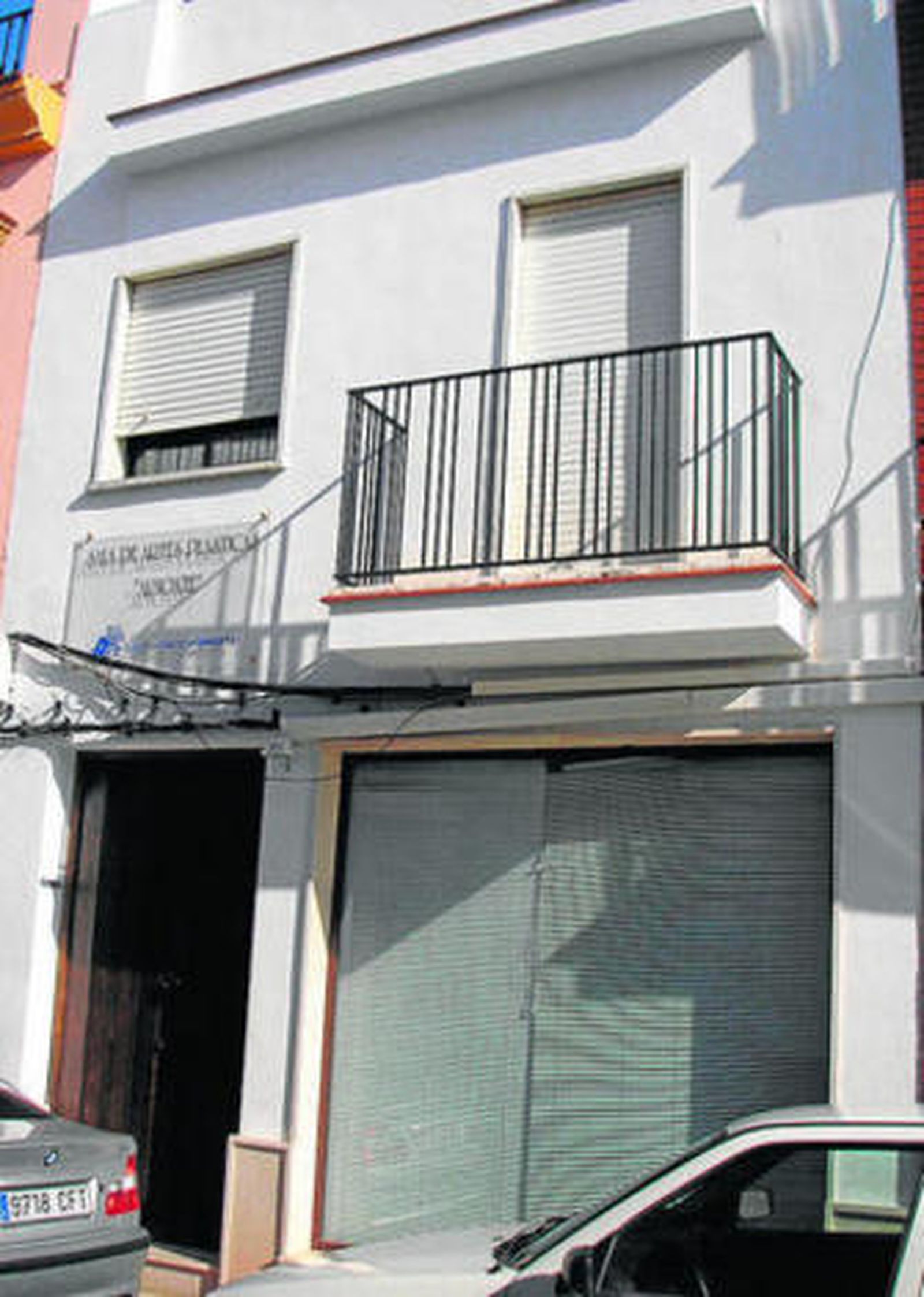 Local en el que se exponen las diferentes obras de los almonteños.