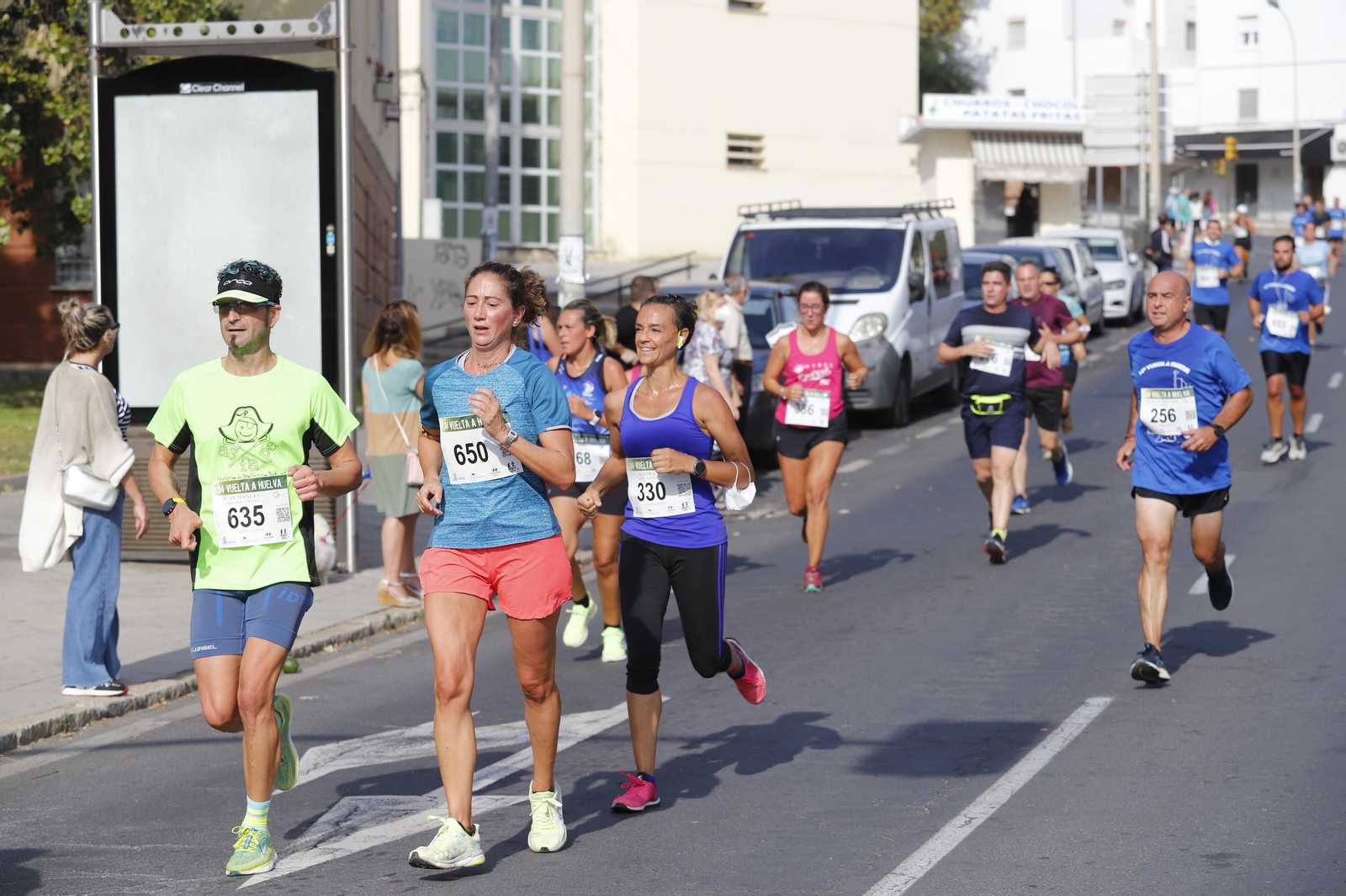 Las imágenes de la vuelta a Huelva de atletismo