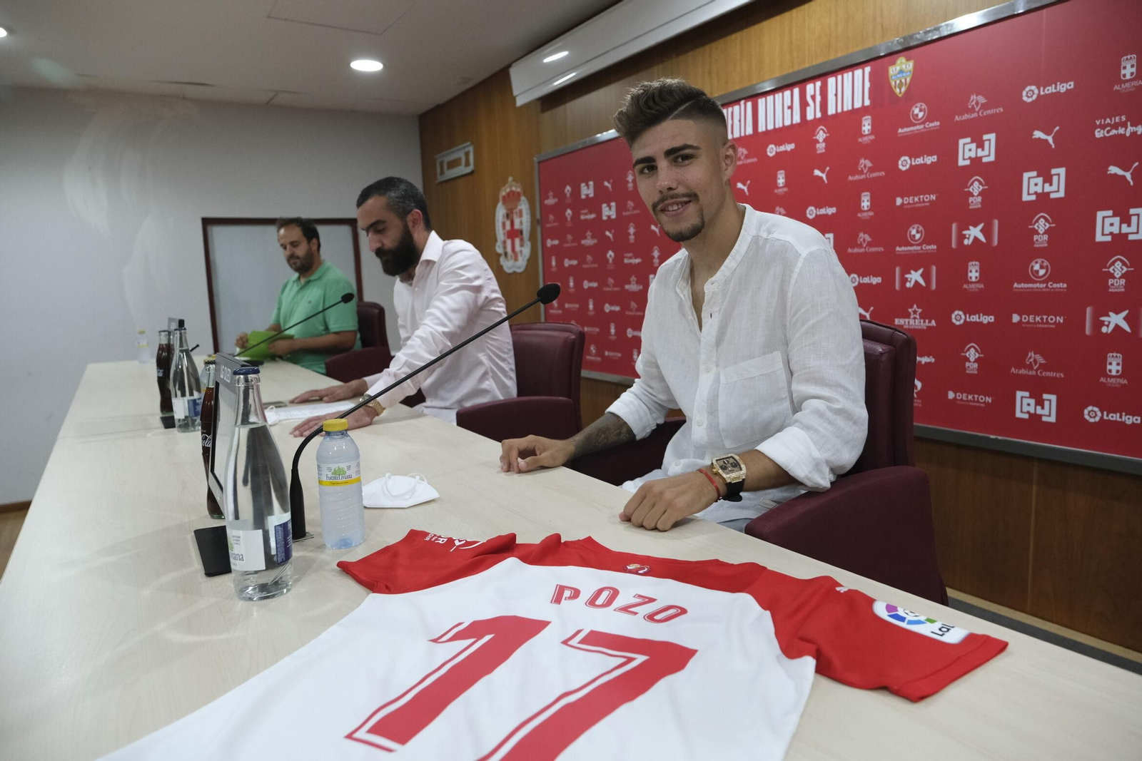 Pozo, durante su presentación en el Almería, en septiembre pasado.
