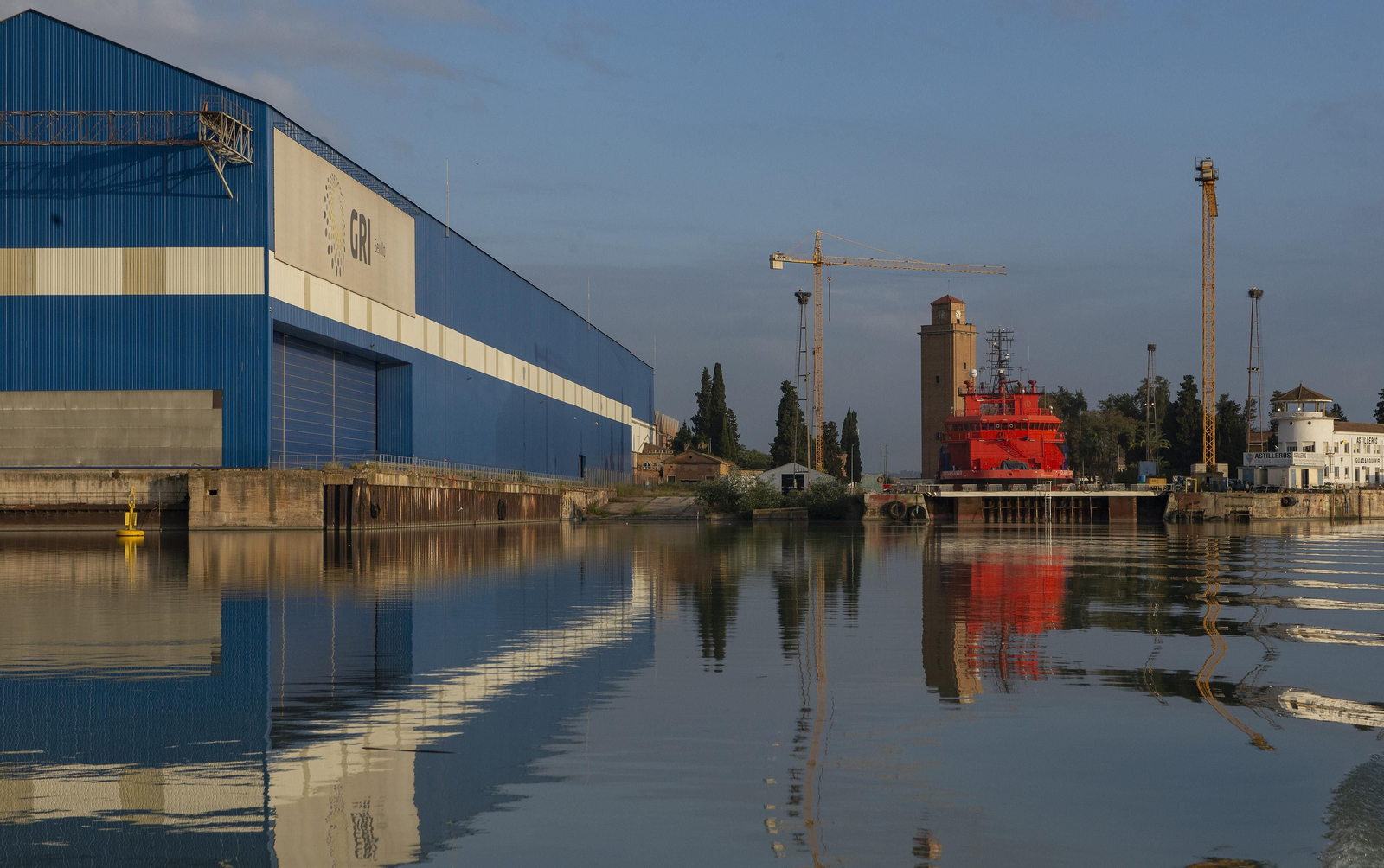 Travesía en barco por el Guadalquivir
