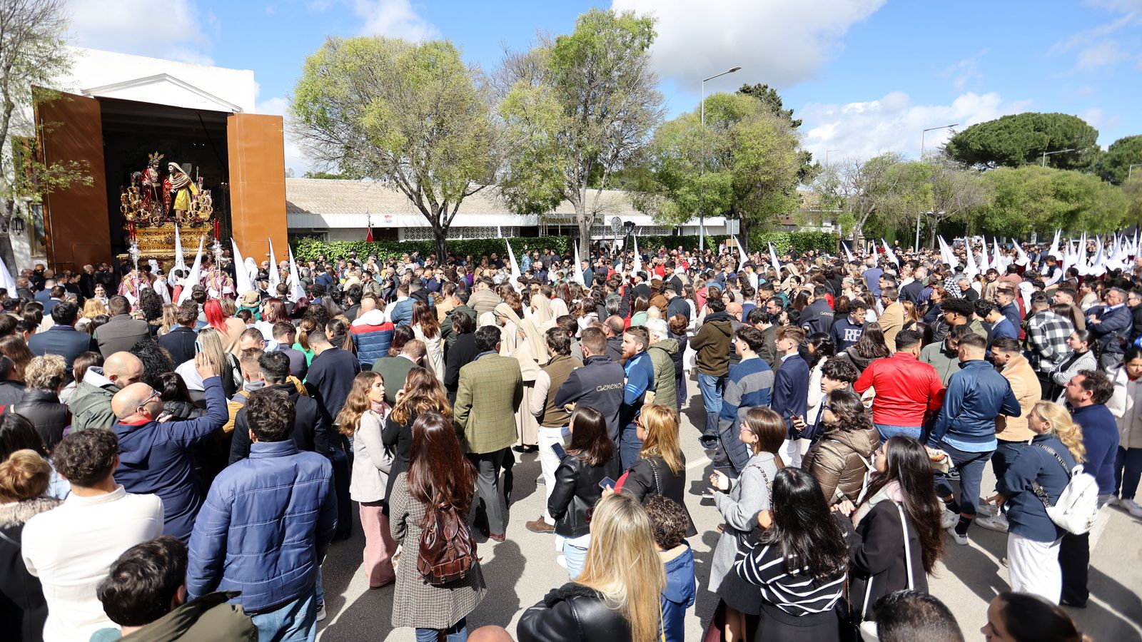 La Hermandad de la Clemencia de Jerez, en imágenes